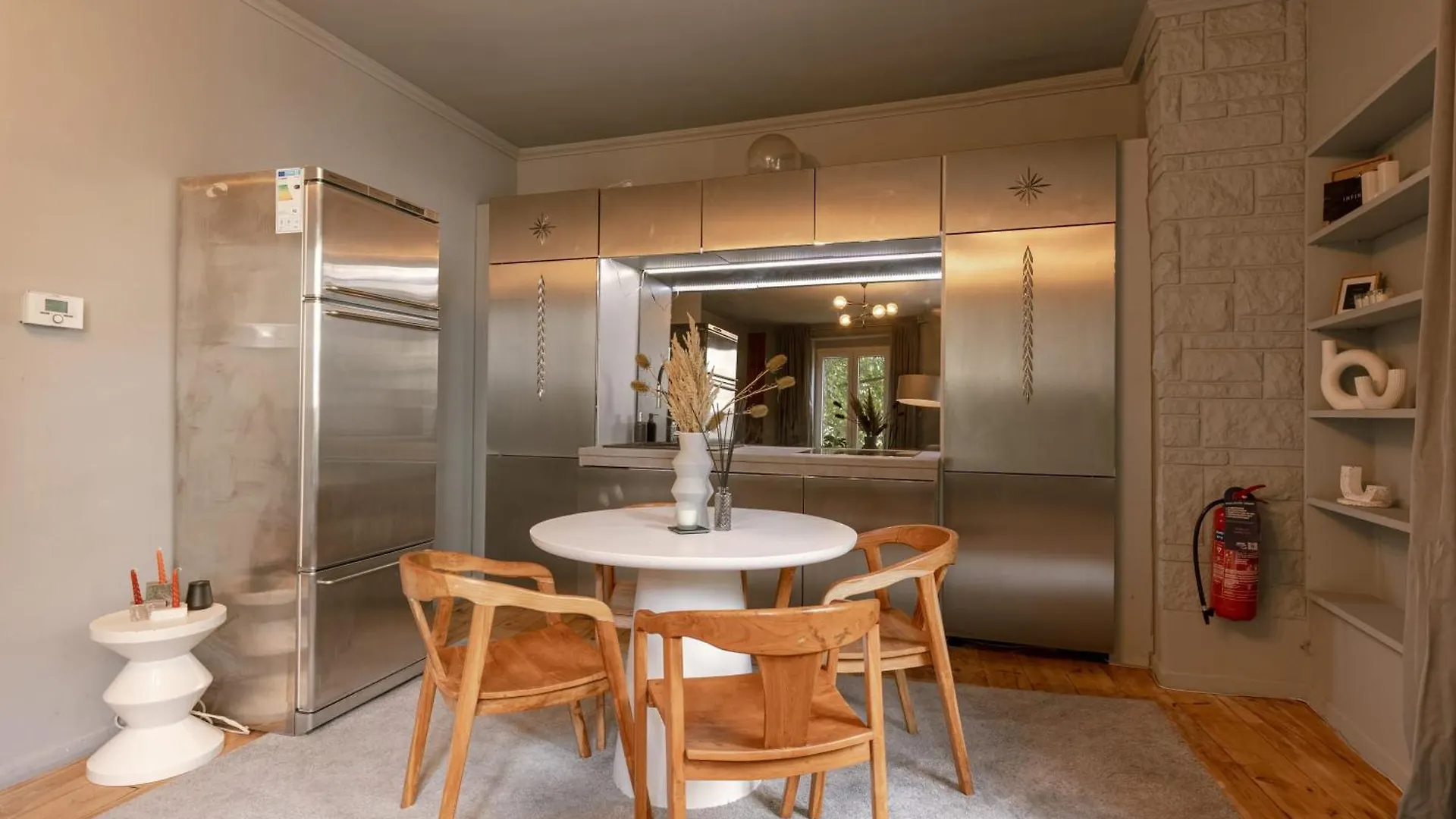 Huswell - Cozy Apartment In Center Of Antwerp - Pets Welcome!